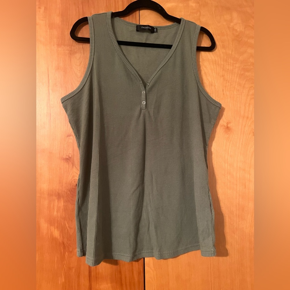 Ribbed tank top